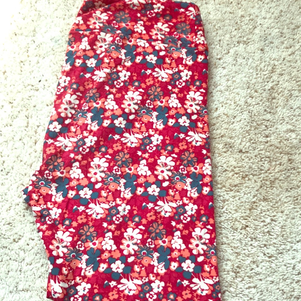 LuLaRoe tall & curvy leggings